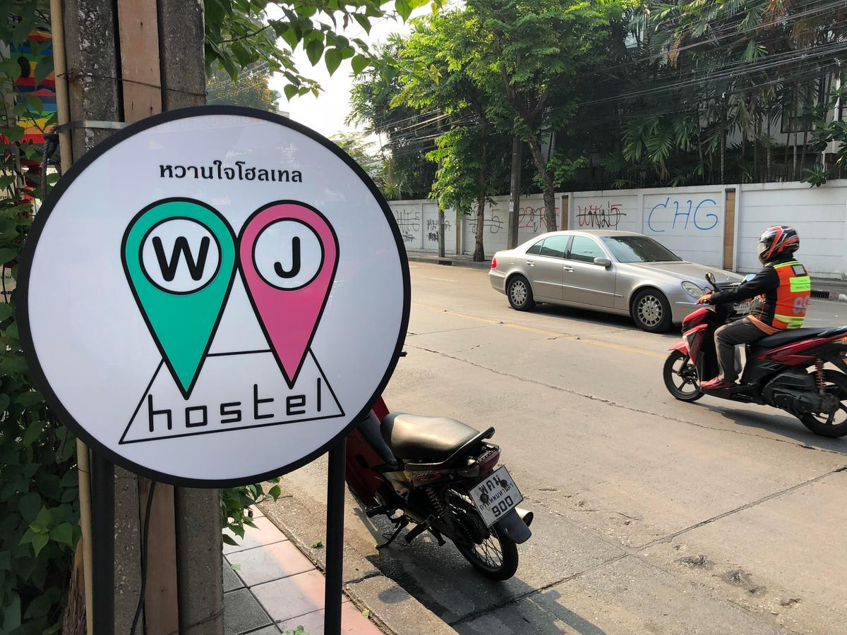 Wj Hostel Bangkok Exterior photo